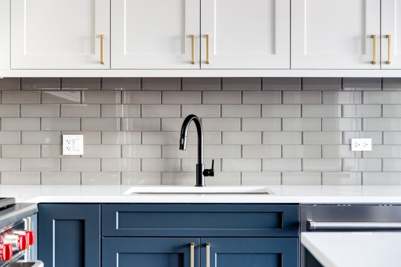 Kitchen Backsplash Installation
